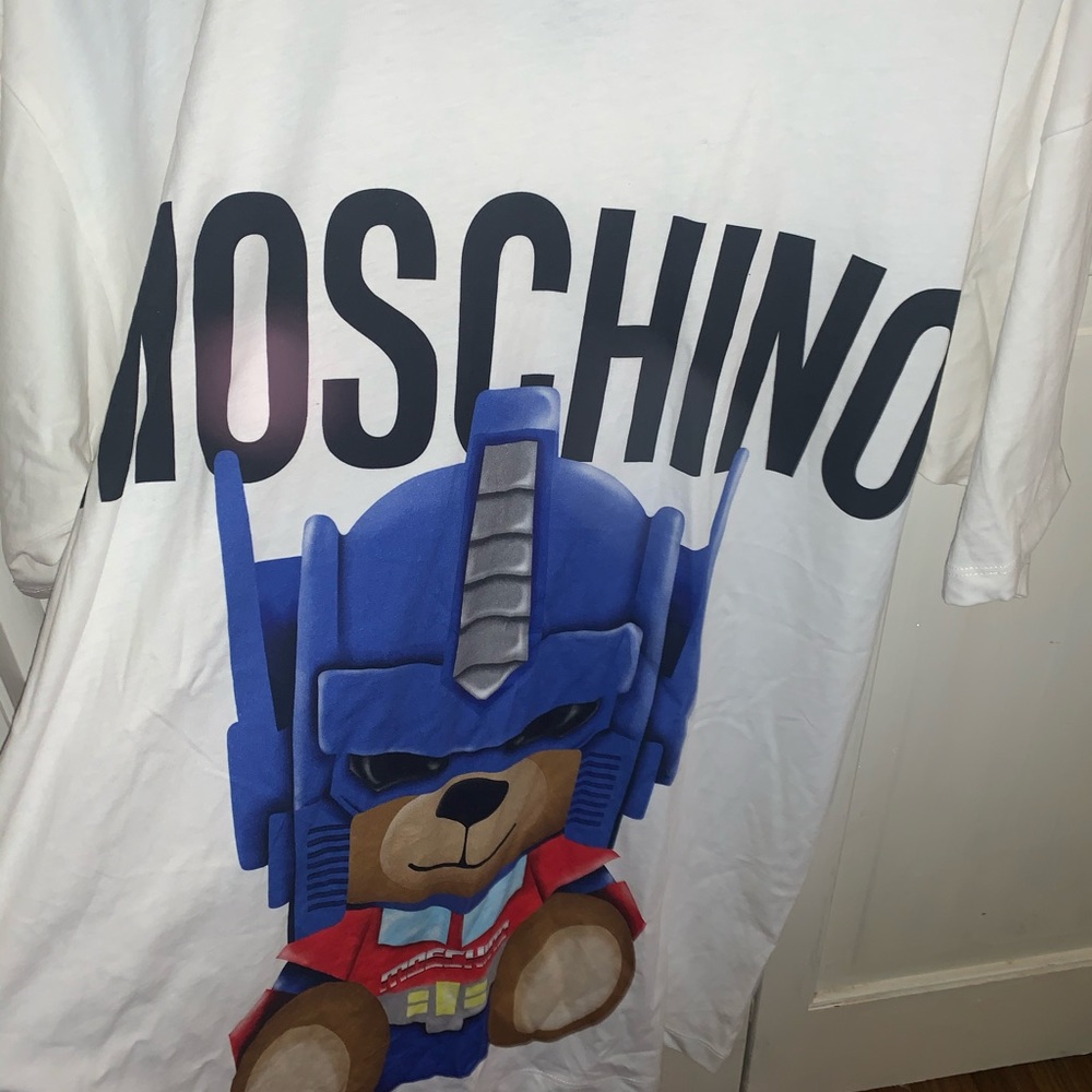 Moschino oversized t shirts